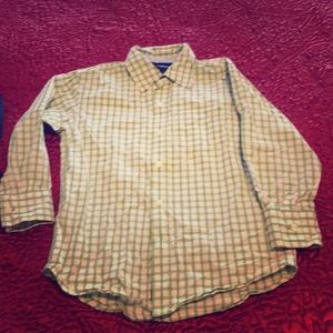Boy’s Gap Green Plaid Button up Shirt S(6-7)